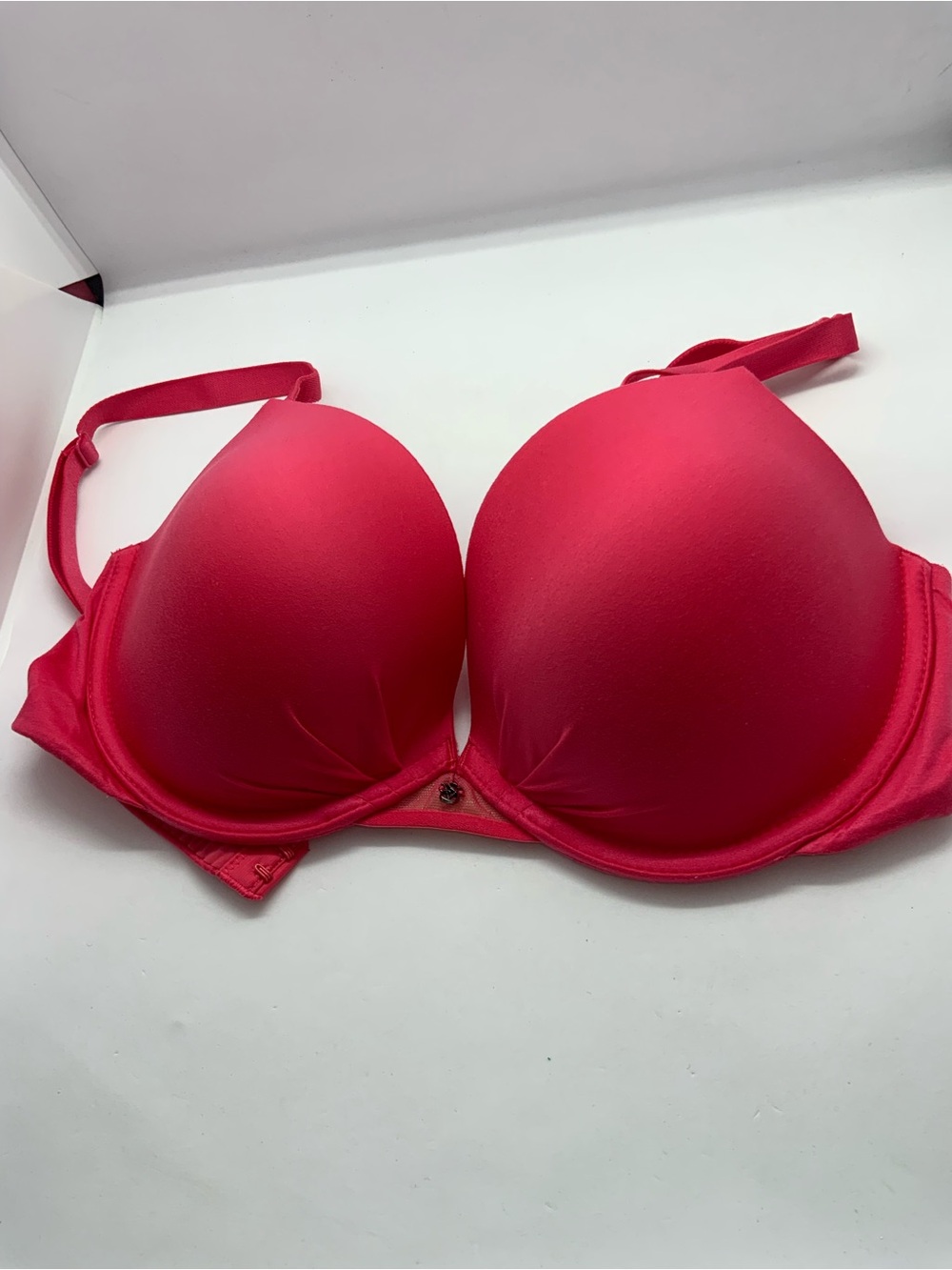 Victoria's Secret Smooth Padded Bra - Bright Pink